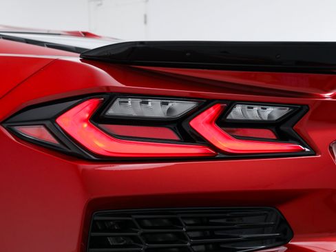 Used 2025 Chevrolet Corvette Z06 w/ Stealth Interior Trim Package image 15