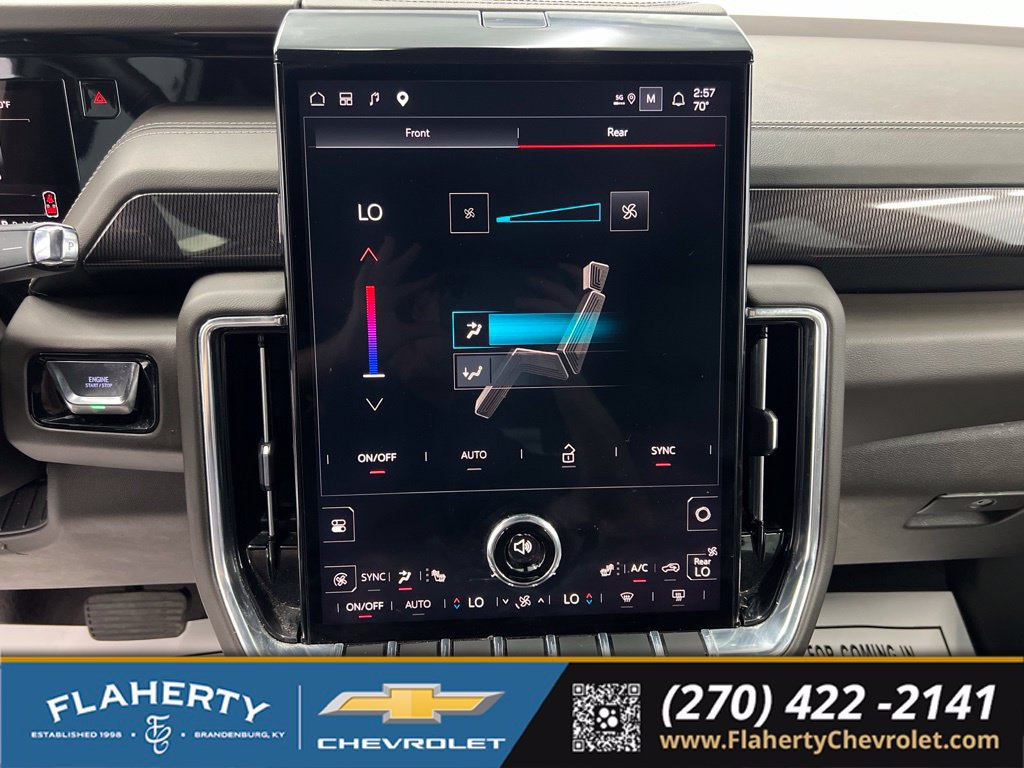 Used 2025 GMC Yukon XL Elevation AWD/4WD image 29