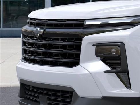 New 2026 Chevrolet Traverse LT w/ Midnight/Sport Edition image 13