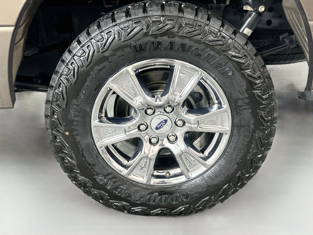 Used 2016 Ford F150 XLT w/ Equipment Group 302A Luxury RWD image 29