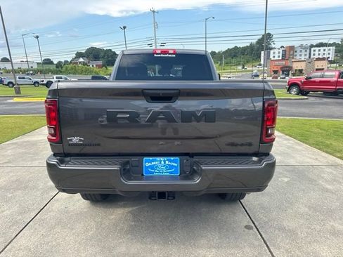 Used 2026 RAM 2500 Big Horn AWD/4WD image 6