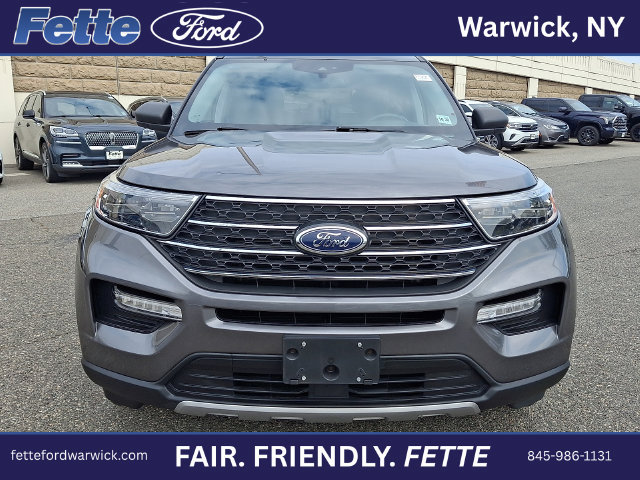 Certified 2023 Ford Explorer XLT w/ Equipment Group 202A AWD/4WD image 2