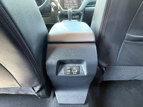 Used 2024 Subaru Crosstrek 2.0i Premium AWD/4WD image 27