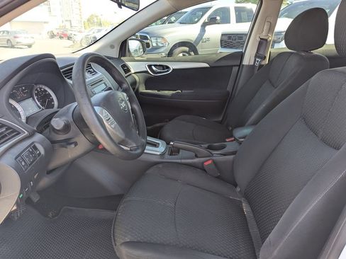 Used 2014 Nissan Sentra SR FWD image 15