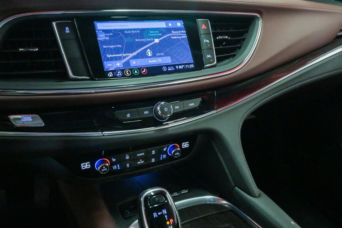 Used 2021 Buick Enclave Avenir FWD image 21