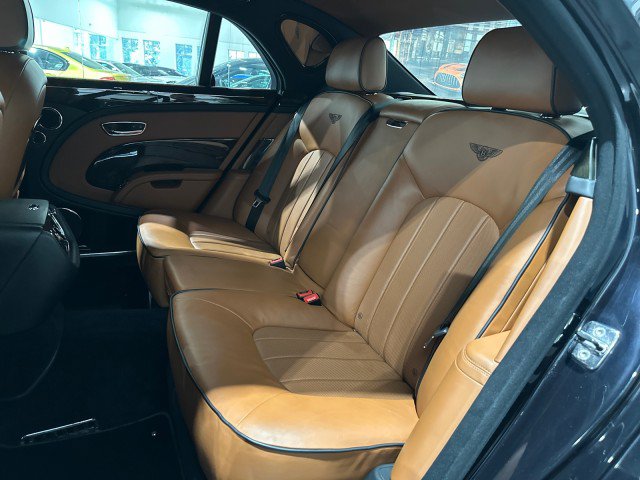 Used 2011 Bentley Mulsanne RWD image 47