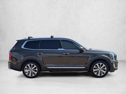 Used 2022 Kia Telluride S image 4