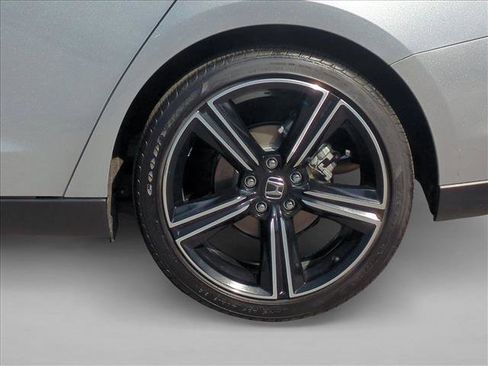 Used 2025 Honda Accord Sport image 23