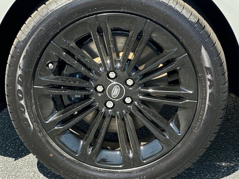 New 2026 Land Rover Range Rover Evoque Dynamic SE image 25