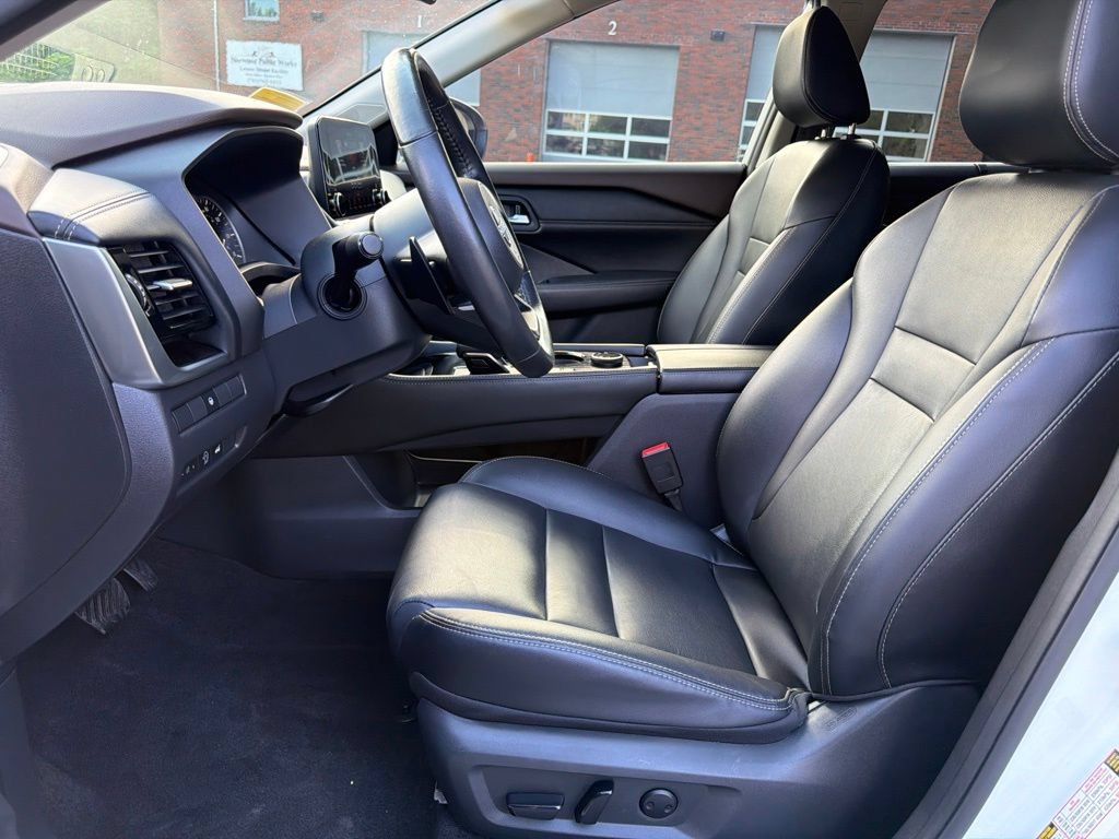 Used 2023 Nissan Rogue SL w/ SL Premium Package AWD/4WD image 15