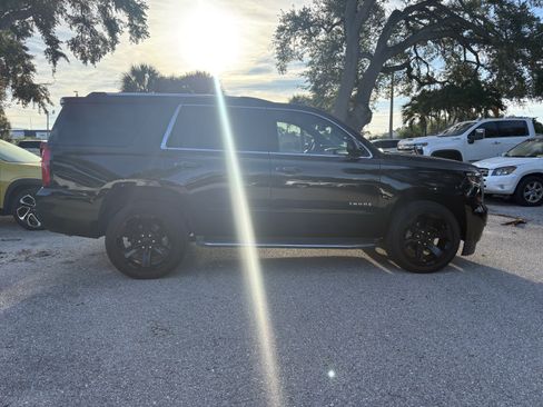 Used 2018 Chevrolet Tahoe Premier RWD image 8