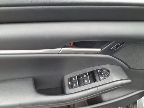 Used 2023 MAZDA MAZDA3 s image 11