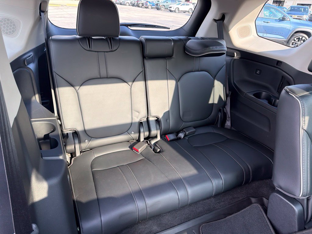Used 2023 Honda Pilot Elite image 13