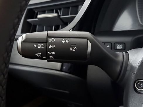 Used 2025 Lexus ES 350 w/ Premium Package image 27