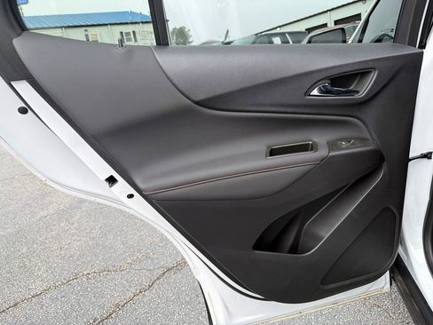Used 2024 Chevrolet Equinox RS image 22