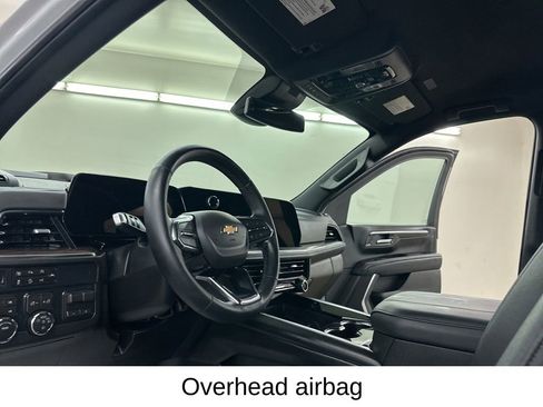 Used 2026 Chevrolet Tahoe LT w/ Comfort Package AWD/4WD image 32
