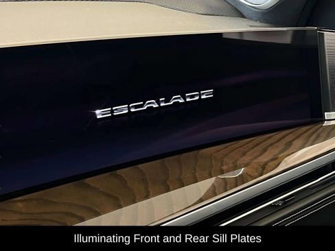 Used 2025 Cadillac Escalade Sport Platinum w/ LPO, ONYX Package image 27