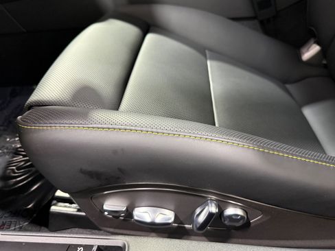 Used 2025 Porsche 718 Boxster S image 41