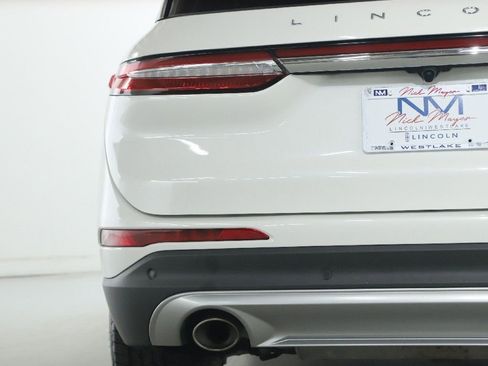 Certified 2023 Lincoln Corsair AWD image 43