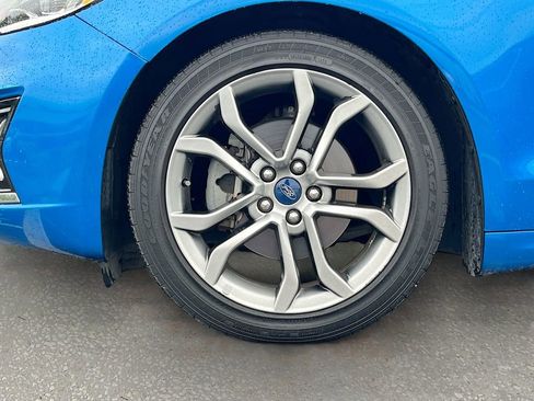 Used 2019 Ford Fusion Titanium image 29