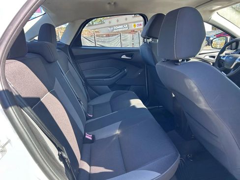 Used 2014 Ford Focus SE image 12