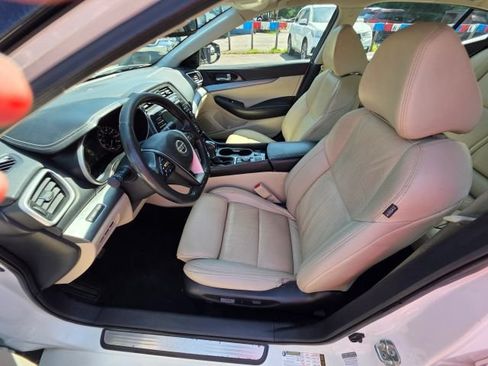 Used 2016 Nissan Maxima 3.5 SL FWD image 12