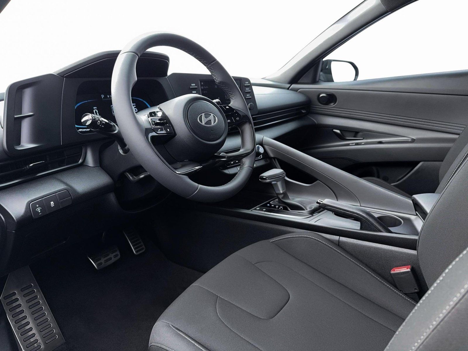 New 2026 Hyundai Elantra Sport FWD image 14