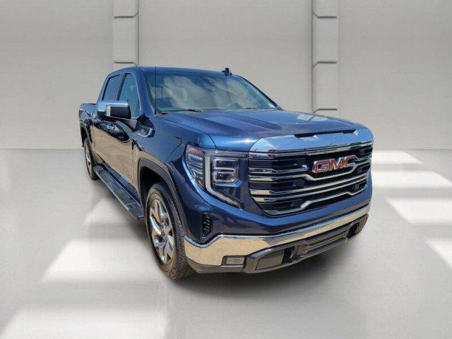 Used 2023 GMC Sierra 1500 SLT w/ SLT Premium Package RWD image 2