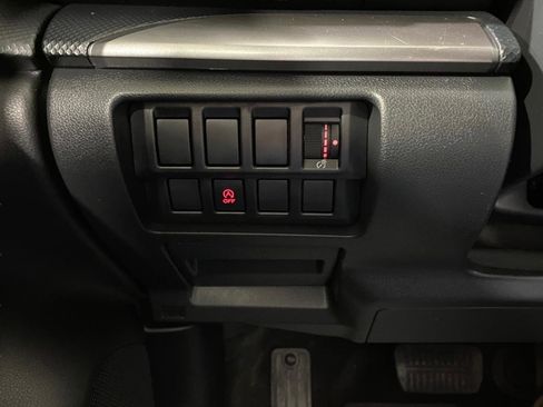 Used 2019 Subaru Forester Premium image 24