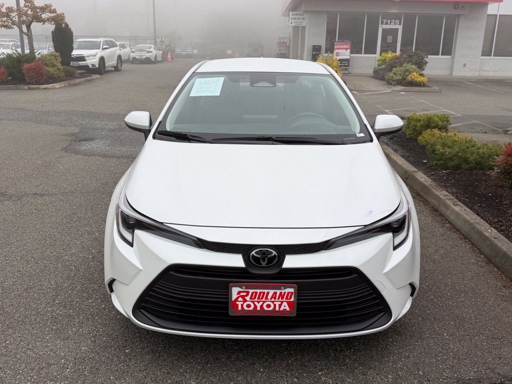 Certified 2026 Toyota Corolla LE FWD image 5