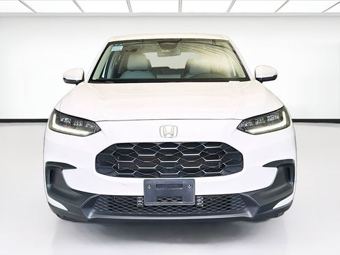 Used 2023 Honda HR-V LX image 2