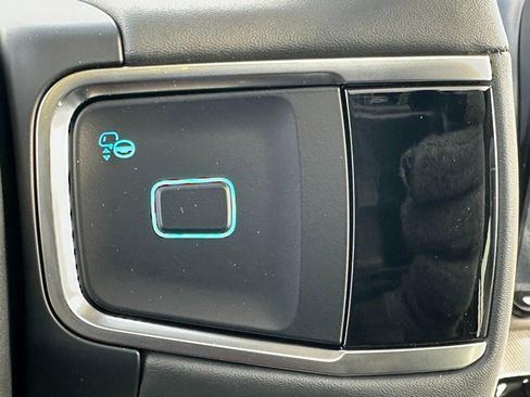 New 2026 Ford Expedition Active image 14