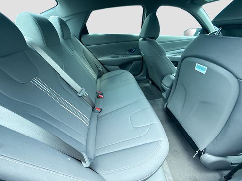 New 2026 Hyundai Elantra Sport FWD image 19