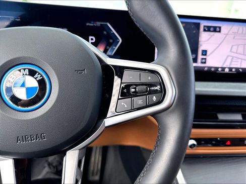 Used 2025 BMW i4 eDrive40 w/ M Sport Package RWD image 14