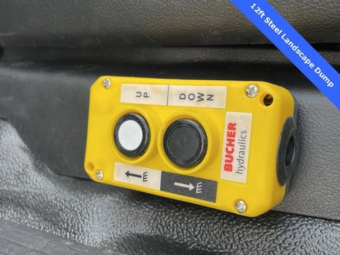 New 2025 RAM 5500 Tradesman image 17