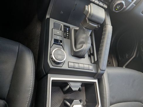Used 2025 Toyota 4Runner Limited RWD image 23