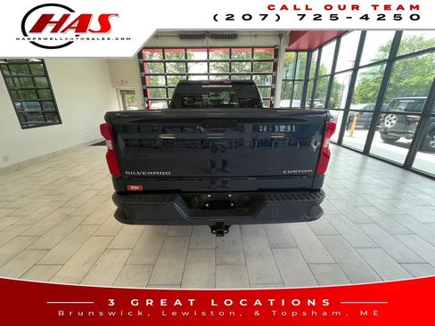 Used 2021 Chevrolet Silverado 1500 Custom AWD/4WD image 5