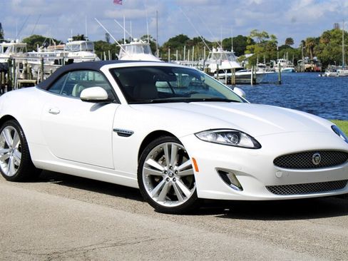 Used 2013 Jaguar XK Convertible RWD image 4