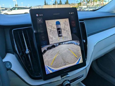 New 2026 Volvo XC60 T8 Ultra w/ Protection Package Premier image 9