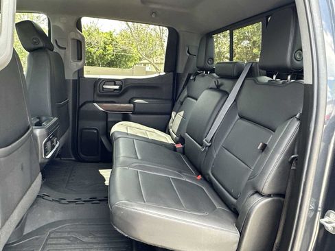 Certified 2022 GMC Sierra 1500 SLT w/ SLT Premium Package AWD/4WD image 17