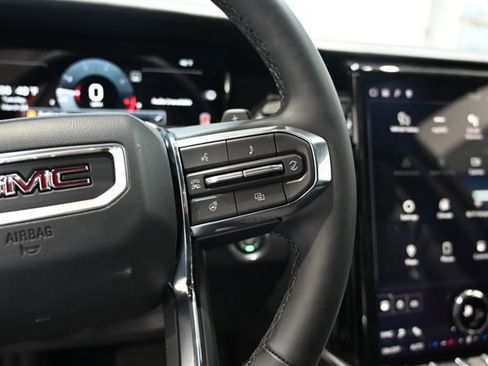 New 2026 GMC Acadia Elevation w/ Elevation Premium Package FWD image 23