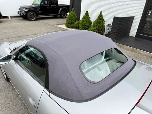 Used 2000 Porsche Boxster S RWD image 12