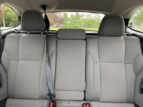 Used 2025 Subaru Outback Premium AWD/4WD image 13