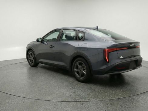 Used 2025 Kia K4 FWD image 6