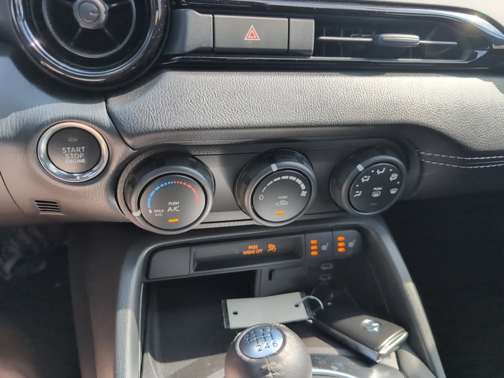 New 2026 MAZDA MX-5 Miata Club w/ Interior Package RWD image 25