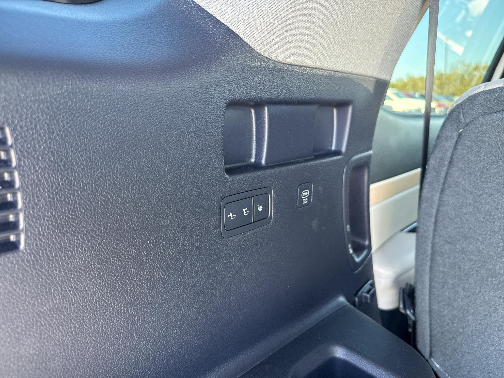 Used 2024 Hyundai Palisade Limited FWD image 30