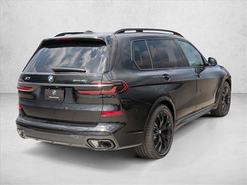 Used 2026 BMW X7 xDrive40i w/ Executive Package AWD/4WD image 2