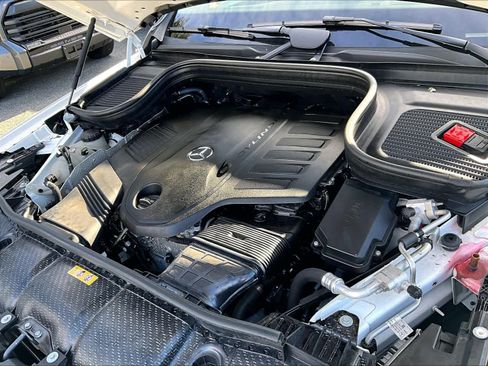 Used 2021 Mercedes-Benz GLS 450 4MATIC image 36