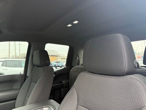 Used 2022 Chevrolet Silverado 1500 Custom image 8