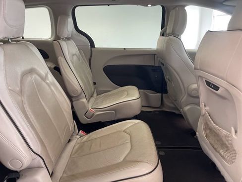Used 2021 Chrysler Pacifica Limited w/ Premium & Safety Sphere Group AWD/4WD image 36